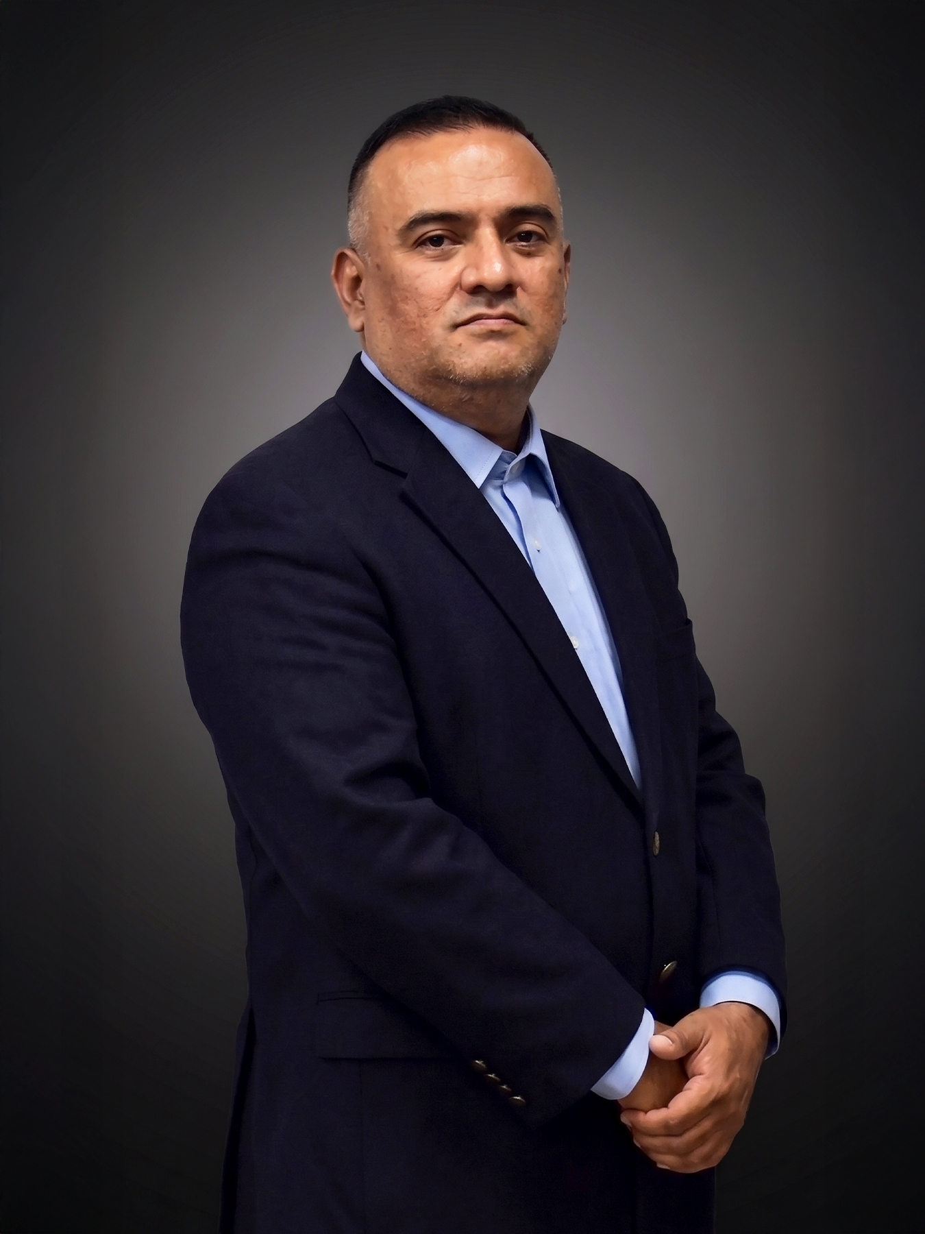 Dr. Carlos Monchez