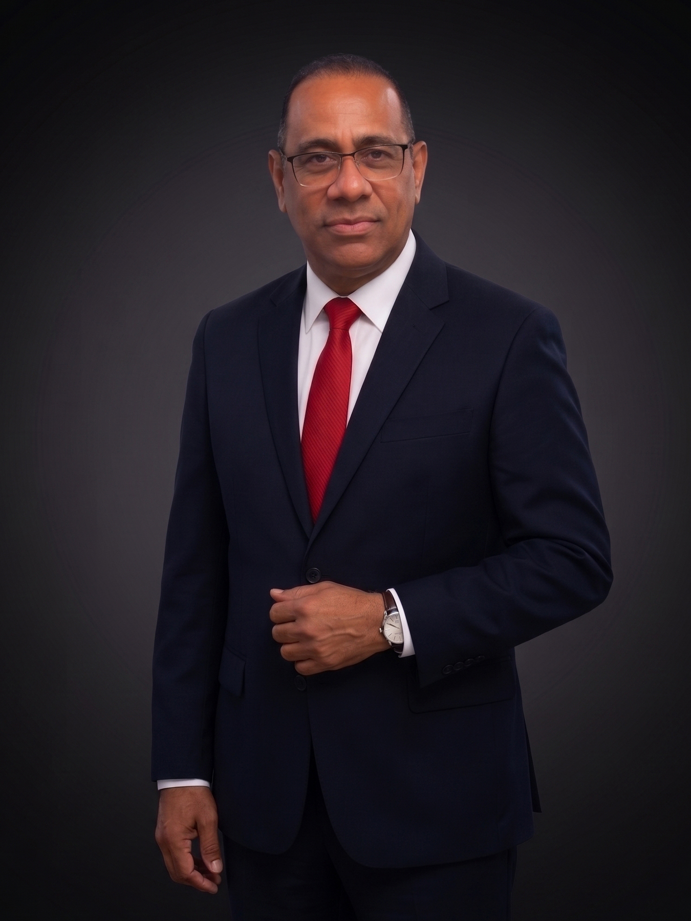 Dr. Ángel Álvarez
